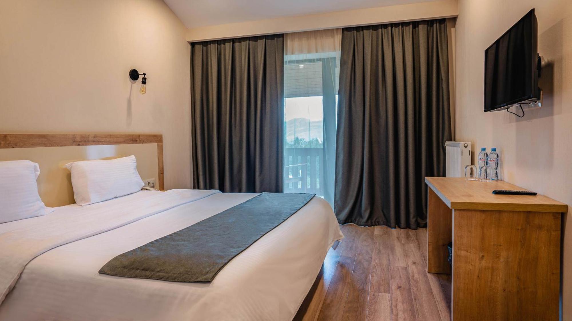 Gudauri Inn Δωμάτιο φωτογραφία A room at the hotel