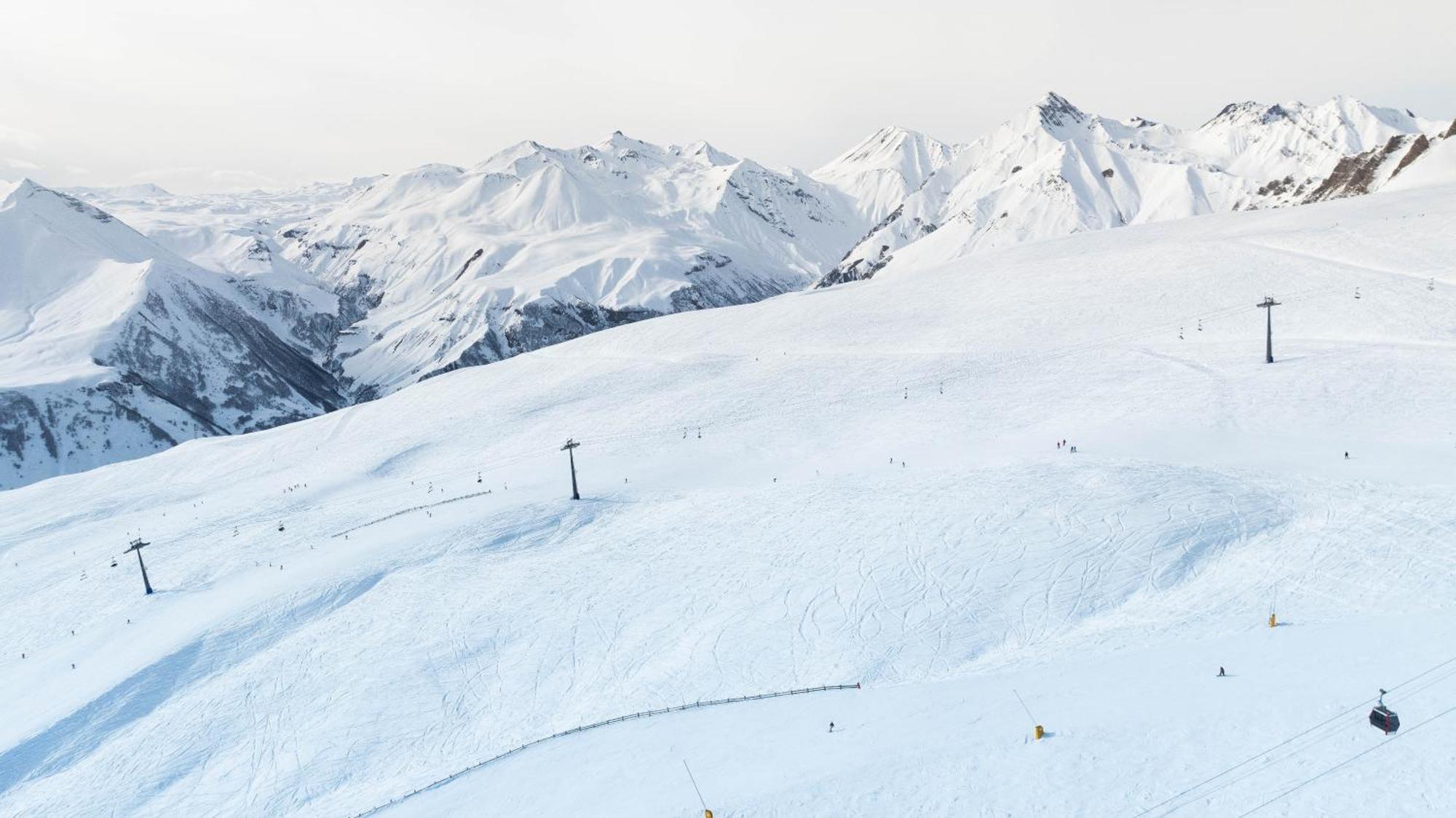 Gudauri Inn Εξωτερικό φωτογραφία The ski resort of Val Thorens